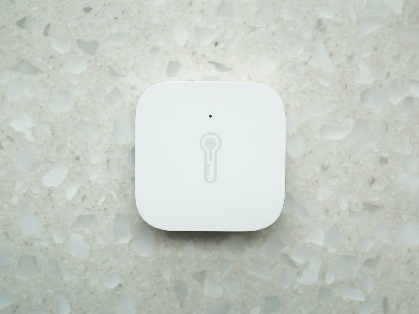Aqara — Aqara Temperature & Humidity Sensor